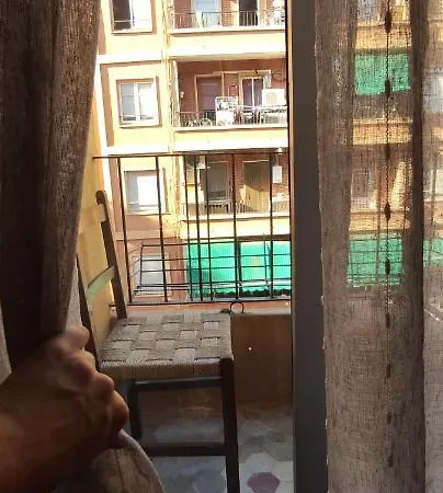 Habitacion Con Balcon Privado. Valencia