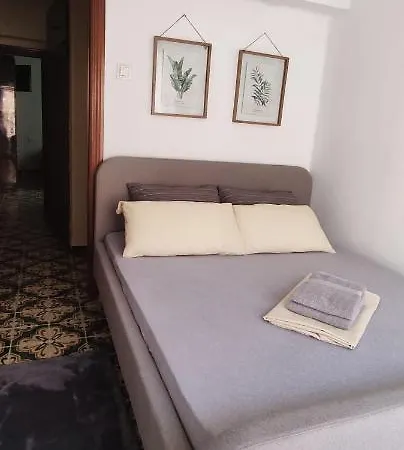 Habitacion Con Balcon Privado. *