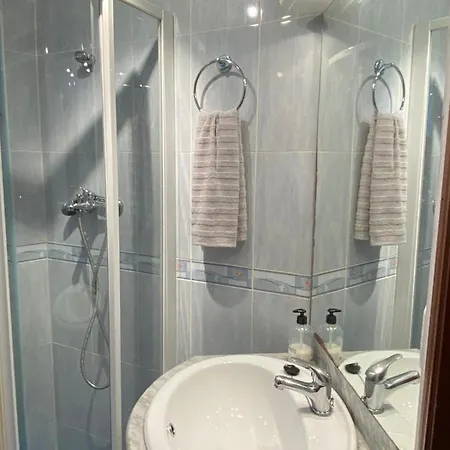 Homestay Habitacion Con Balcon Privado. *